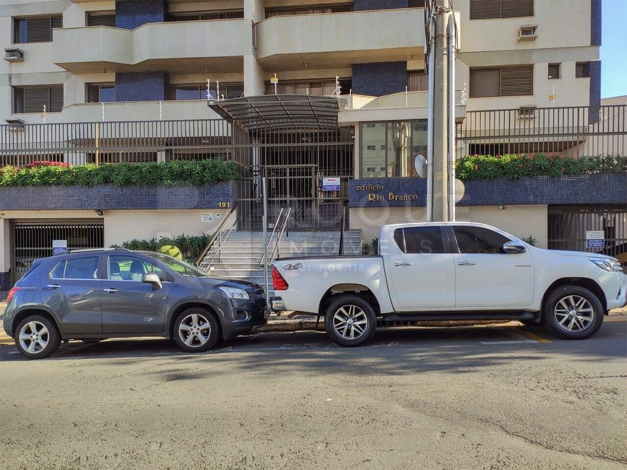 Apartamento para aluguel no bairro Centro: Fachada 