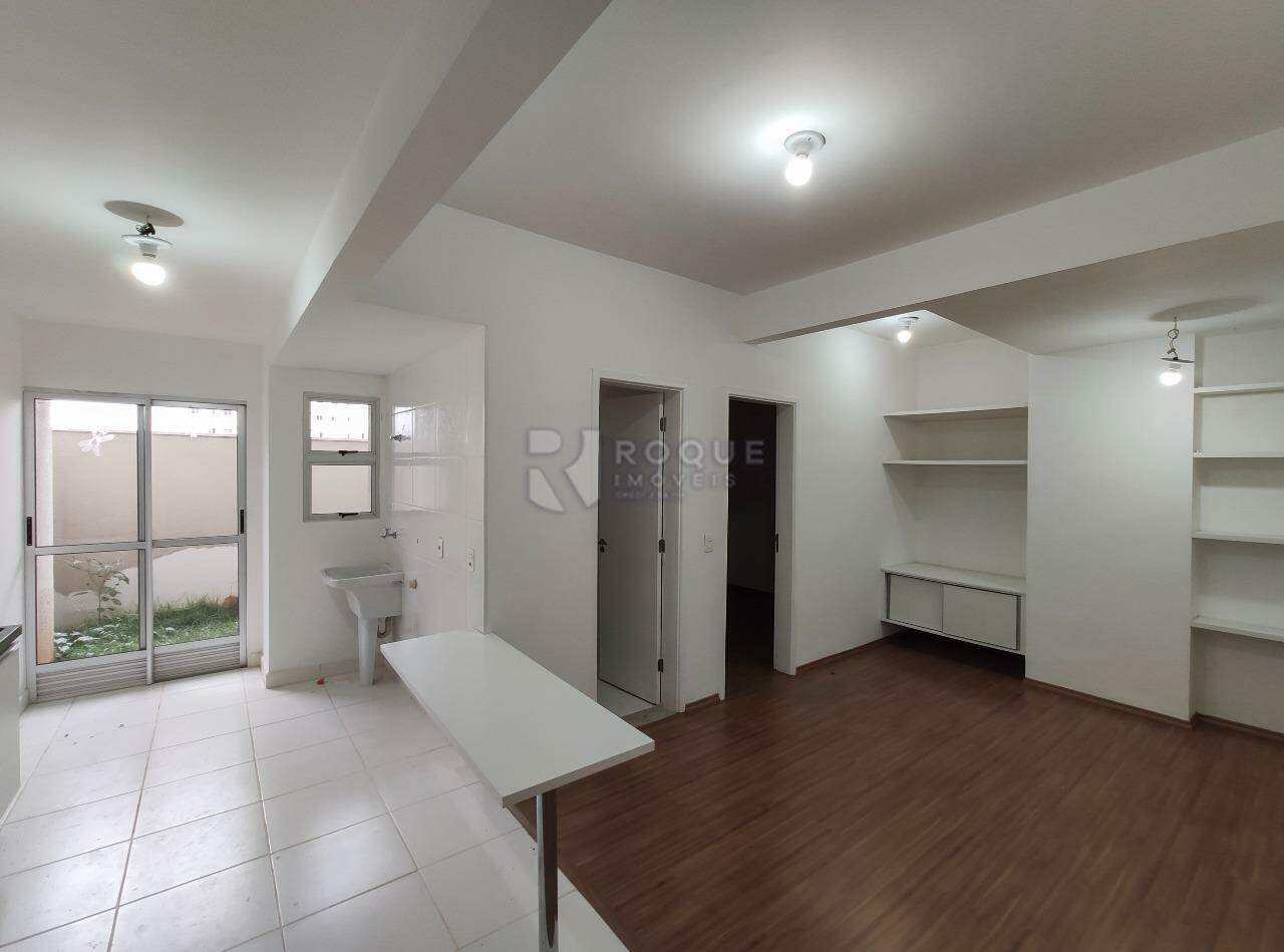 Apartamento para aluguel no bairro Chácaras Antonieta: Cozinha / Sala