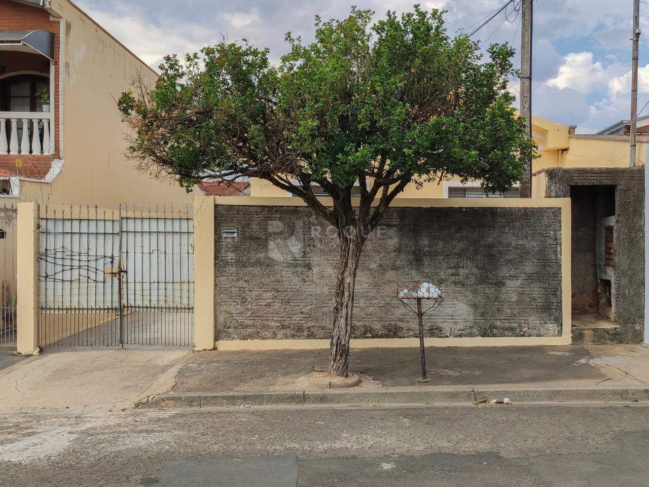 Casa Residencial para aluguel no bairro Parque Hippolyto: Fachada 