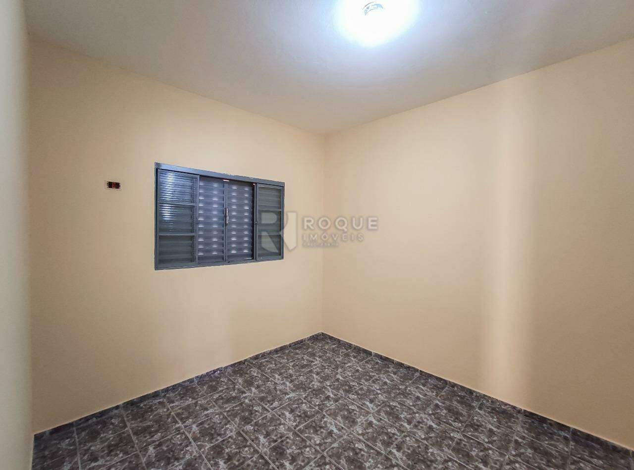 Casa Residencial para aluguel no bairro Parque Hippolyto: Dormitório 1