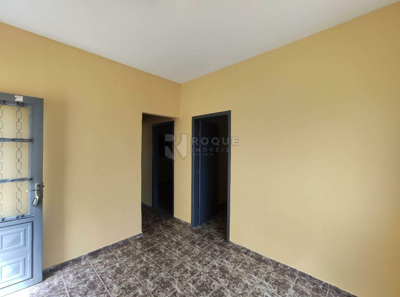 Casa Residencial para aluguel no bairro Parque Hippolyto: Sala