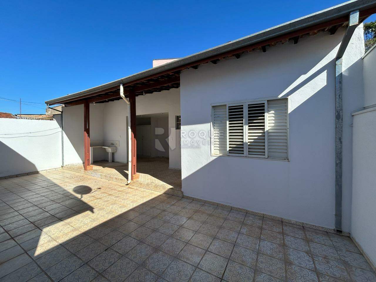Casa Residencial para aluguel no bairro Vila Santa Lina: Fundo 