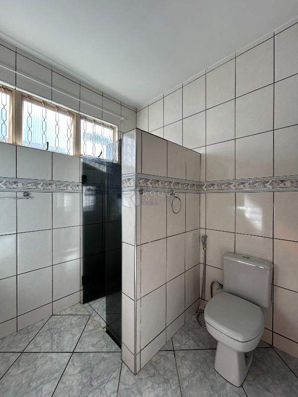 Casa Residencial para aluguel no bairro Vila Santa Lina: WC social 