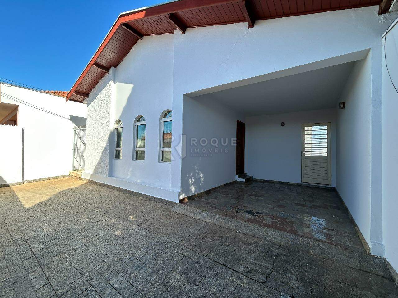 Casa Residencial para aluguel no bairro Vila Santa Lina: Frente 
