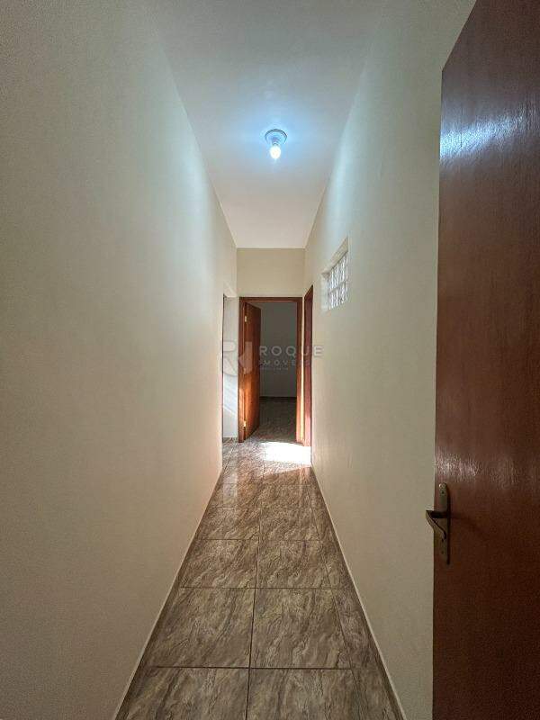 Casa Residencial para aluguel no bairro Vila Santa Lina: Hall 