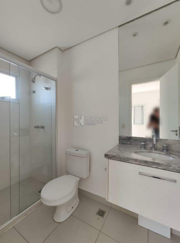 Casa em condomínio para aluguel no bairro Jardim Montezuma: WC suíte 2