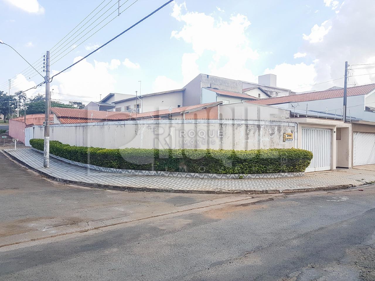 Casa em condomínio para aluguel no bairro Parque Egisto Ragazzo: Fachada