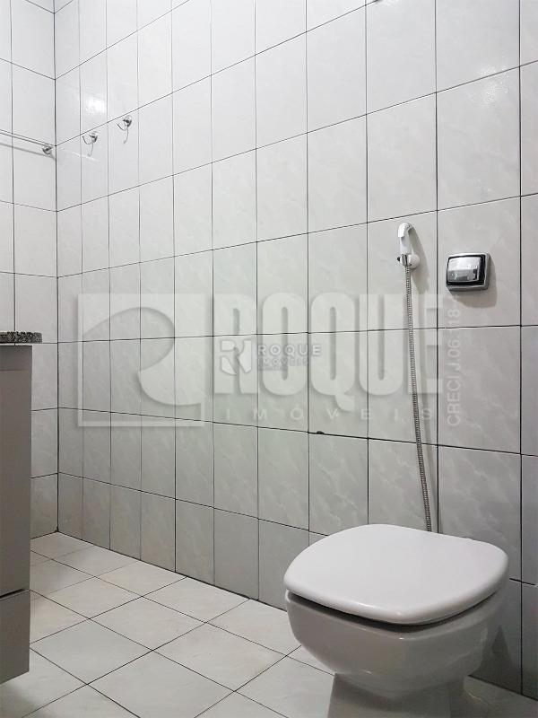Casa em condomínio para aluguel no bairro Parque Egisto Ragazzo: WC
