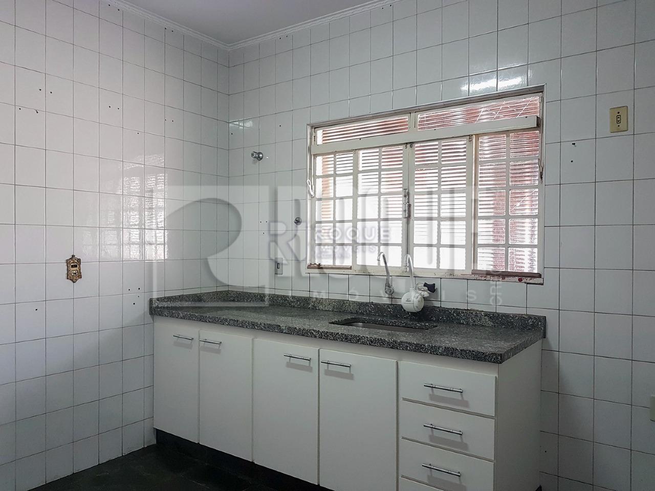 Casa em condomínio para aluguel no bairro Parque Egisto Ragazzo: Cozinha