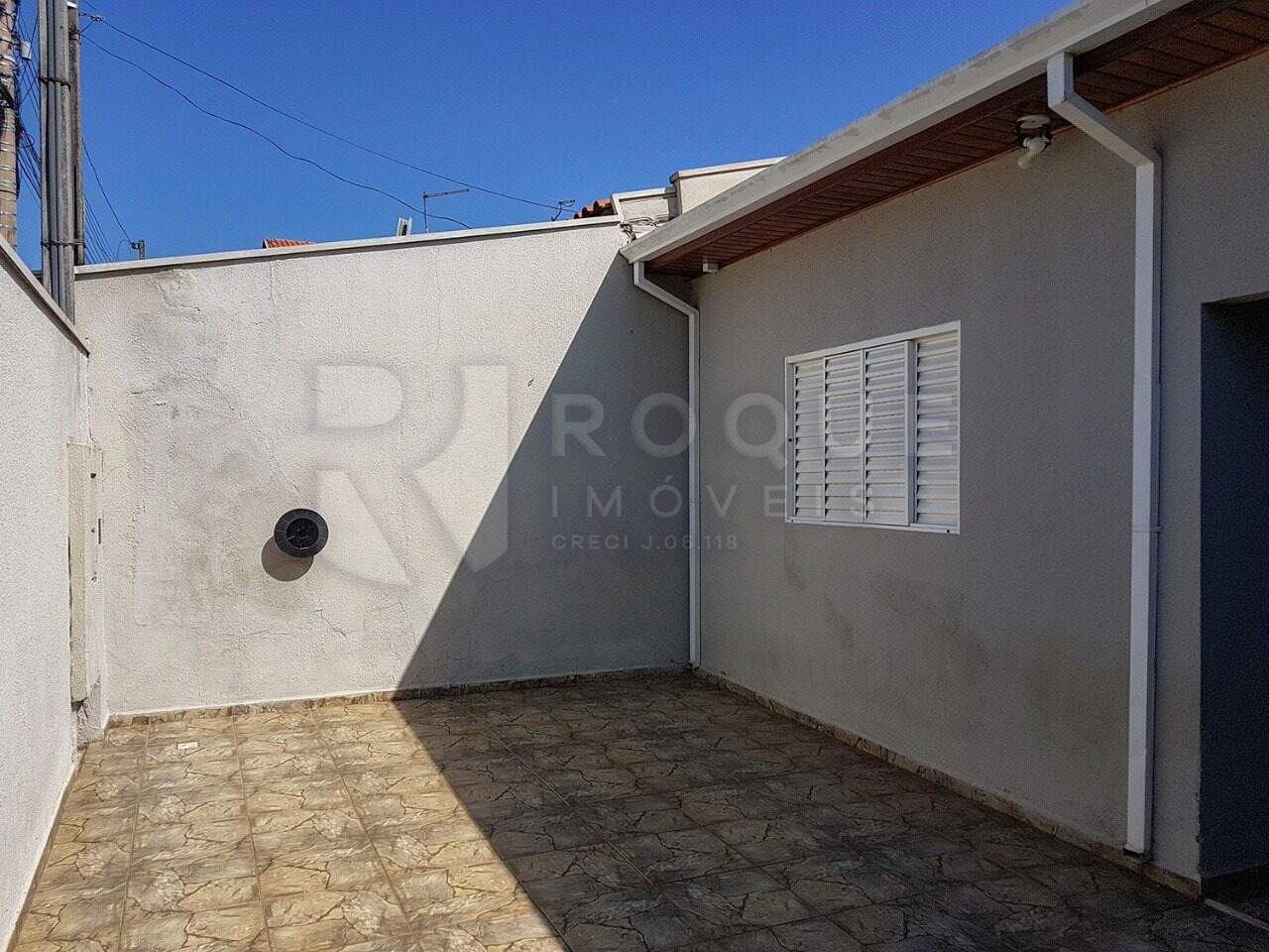 Casa Residencial para aluguel no bairro Jardim Residencial Dona Santina Paroli Peccinini: Área da frente outra vista
