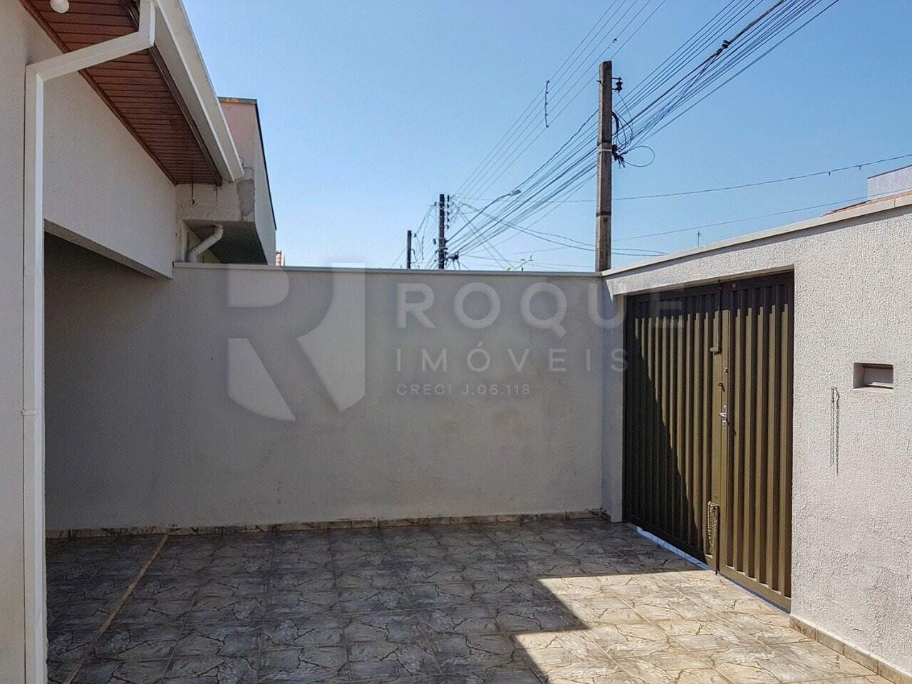 Casa Residencial para aluguel no bairro Jardim Residencial Dona Santina Paroli Peccinini: Área da frente
