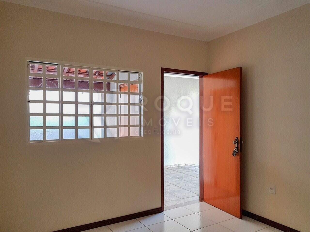 Casa Residencial para aluguel no bairro Jardim Residencial Dona Santina Paroli Peccinini: Sala