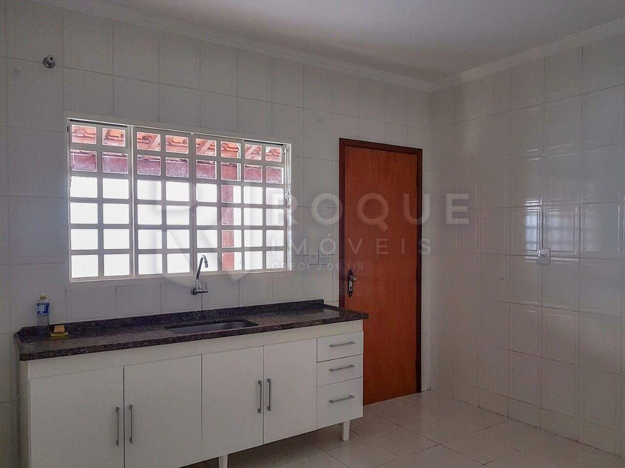 Casa Residencial para aluguel no bairro Jardim Residencial Dona Santina Paroli Peccinini: Cozinha