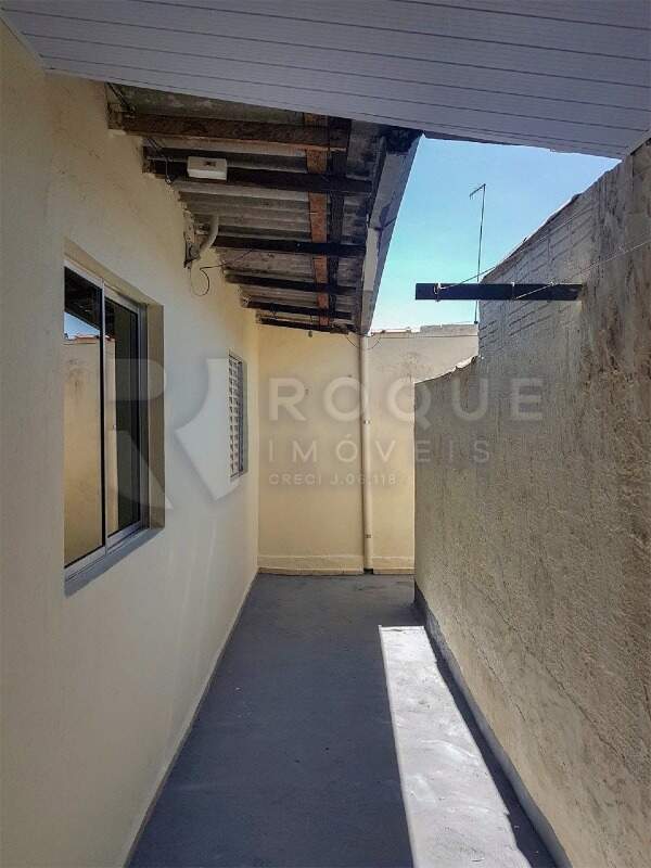 Casa Residencial para aluguel no bairro Parque Nossa Senhora das Dores: Área frente 