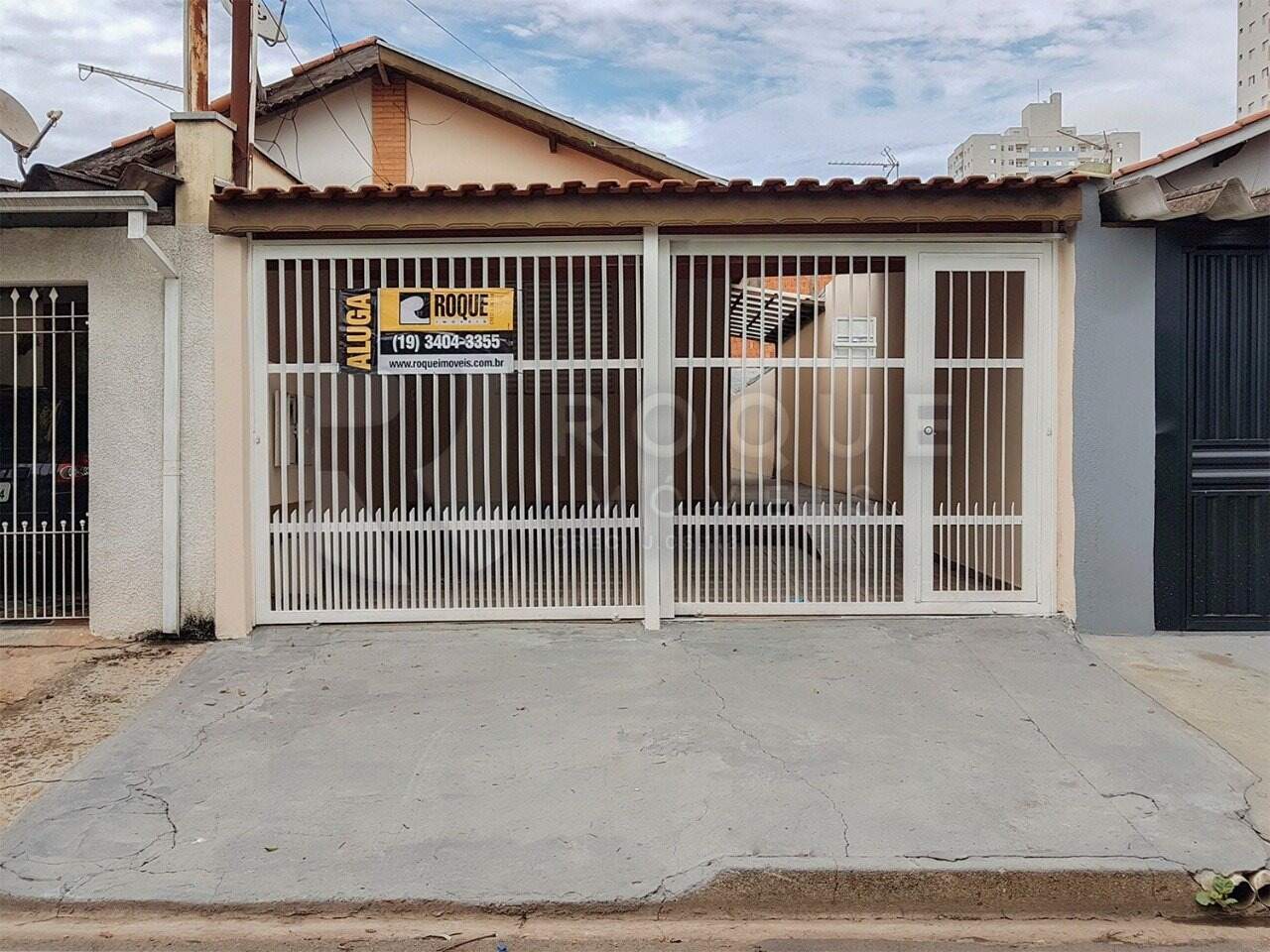 Casa Residencial para aluguel no bairro Chácaras Antonieta: Fachada 