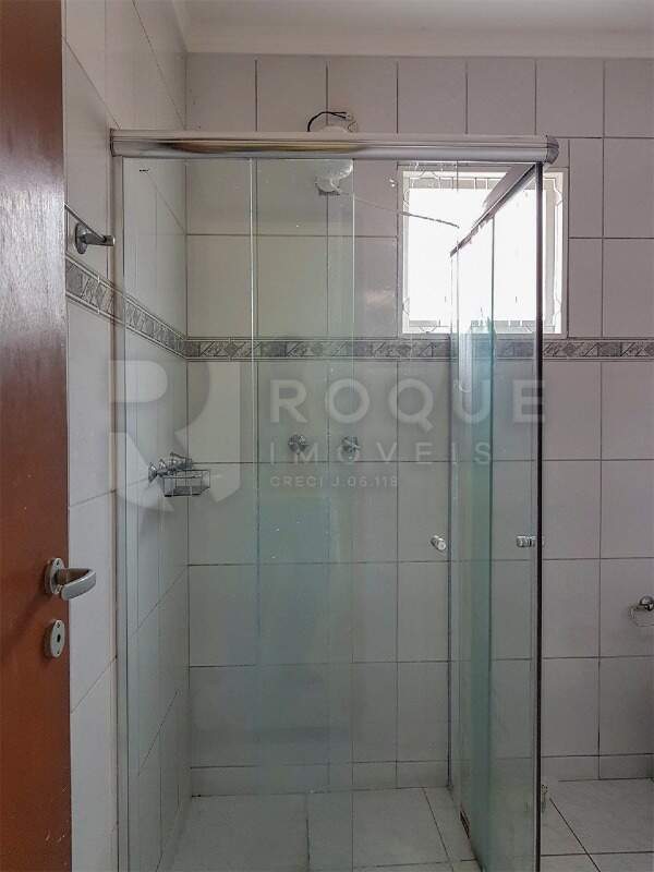 Casa Residencial para aluguel no bairro Chácaras Antonieta: WC social 