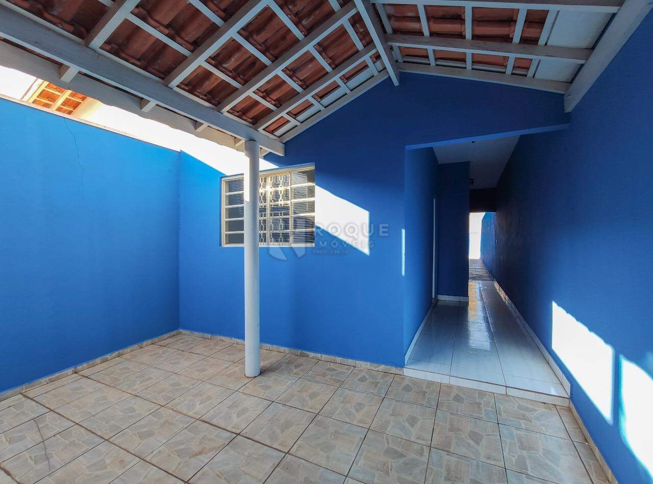 Casa Residencial para aluguel no bairro Jardim Esmeralda: Garagem 