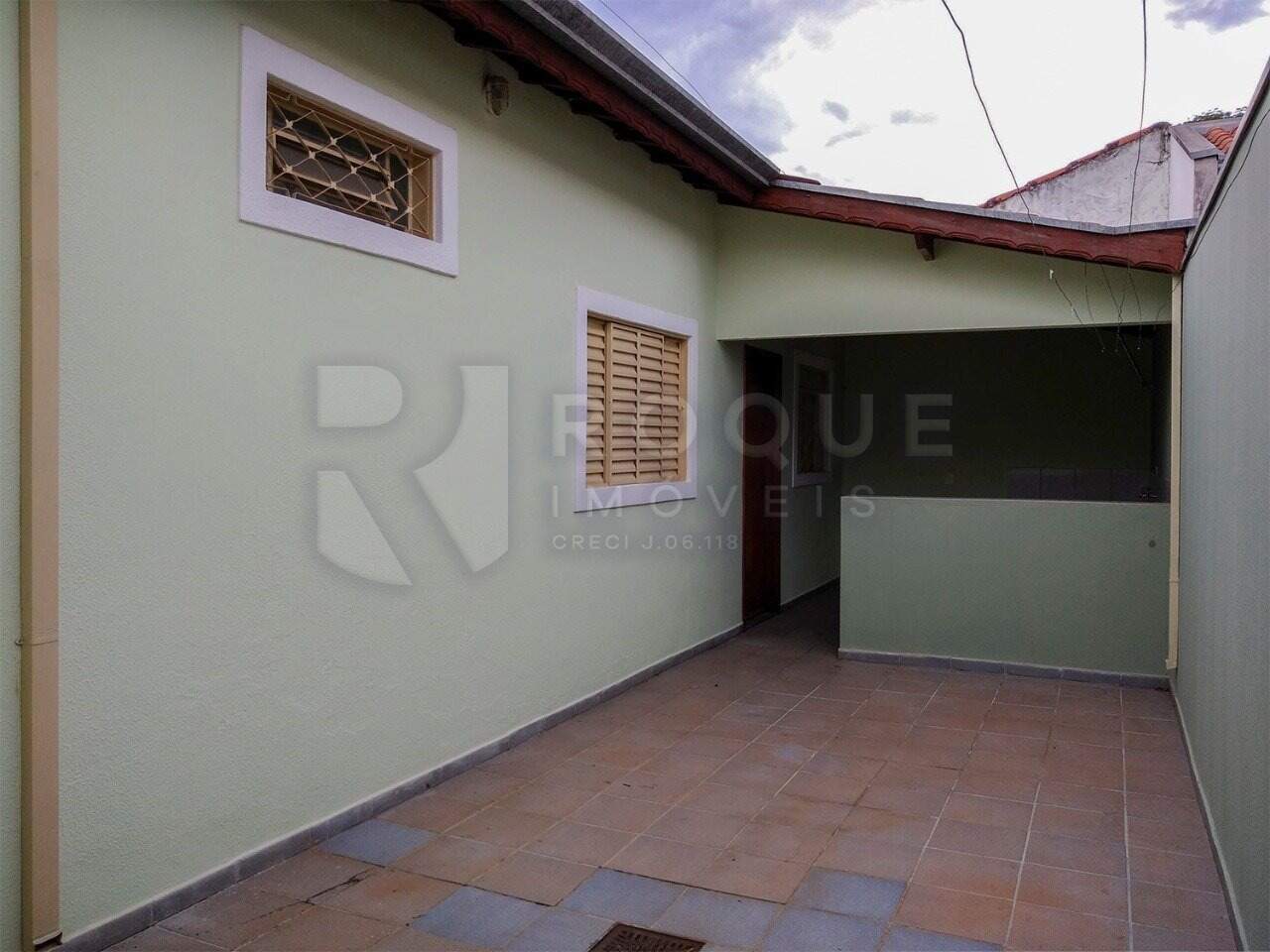 Casa Residencial para aluguel no bairro Jardim Residencial Victório Lucato: Fundo 