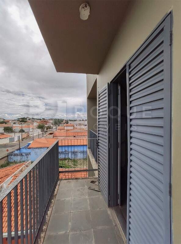Apartamento para aluguel no bairro Parque Egisto Ragazzo: Sacada 