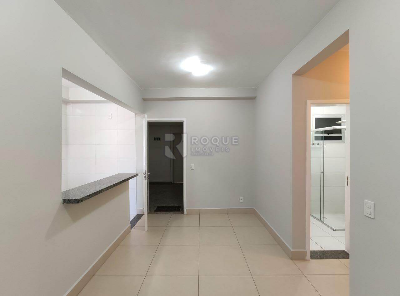 Apartamento para aluguel no bairro Chácaras Antonieta: Sala