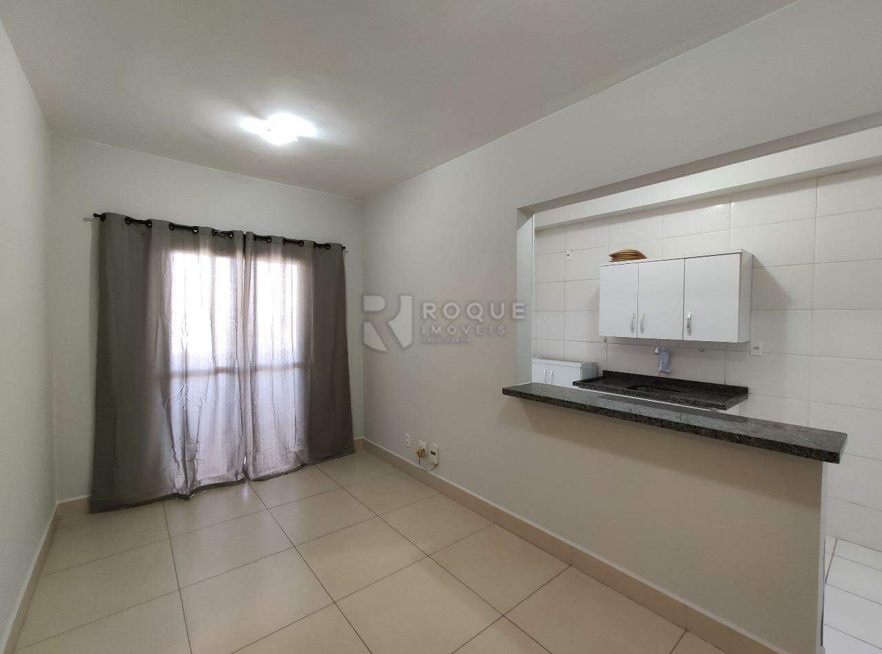 Apartamento para aluguel no bairro Chácaras Antonieta: Sala