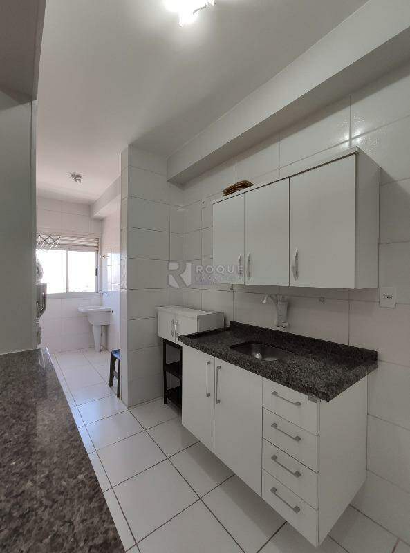 Apartamento para aluguel no bairro Chácaras Antonieta: Cozinha