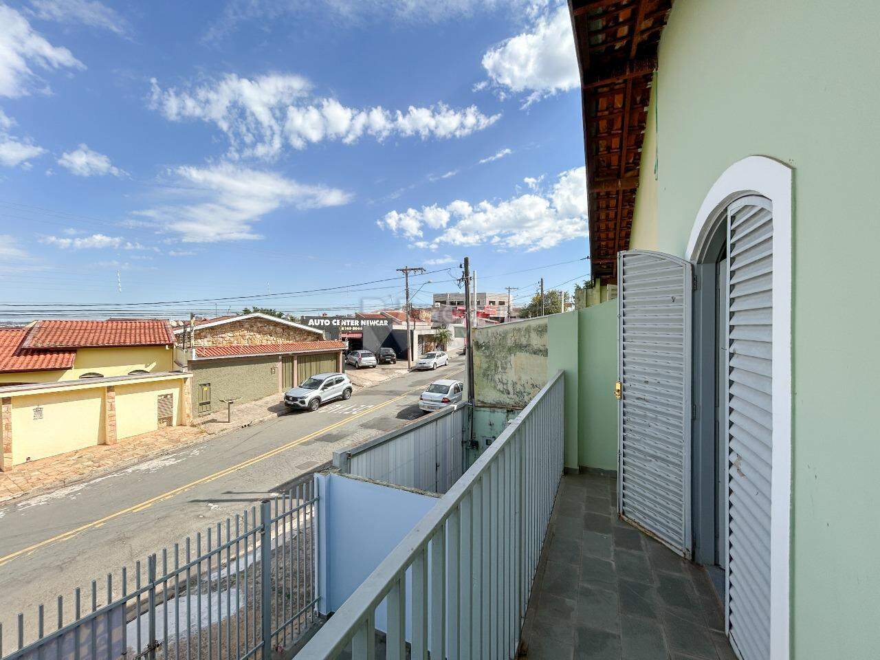 Casa Residencial para aluguel no bairro Jardim Planalto: Sacada 