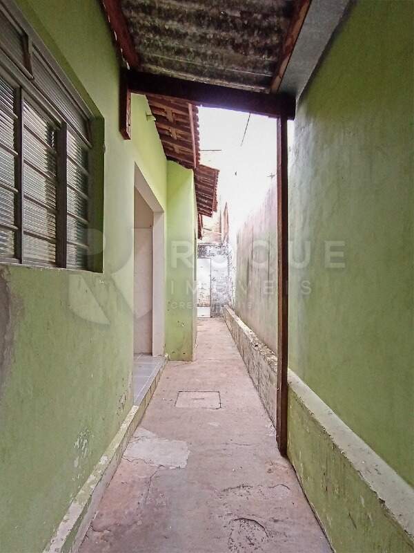 Casa Residencial para aluguel no bairro Jardim Planalto: Corredor 