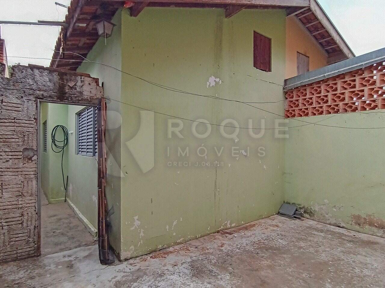 Casa Residencial para aluguel no bairro Jardim Planalto: Fundo 