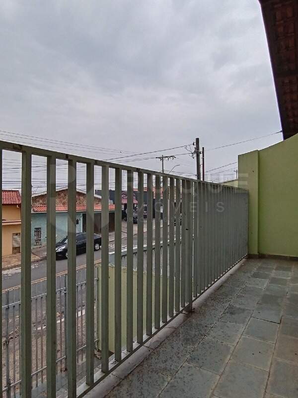 Casa Residencial para aluguel no bairro Jardim Planalto: Sacada 