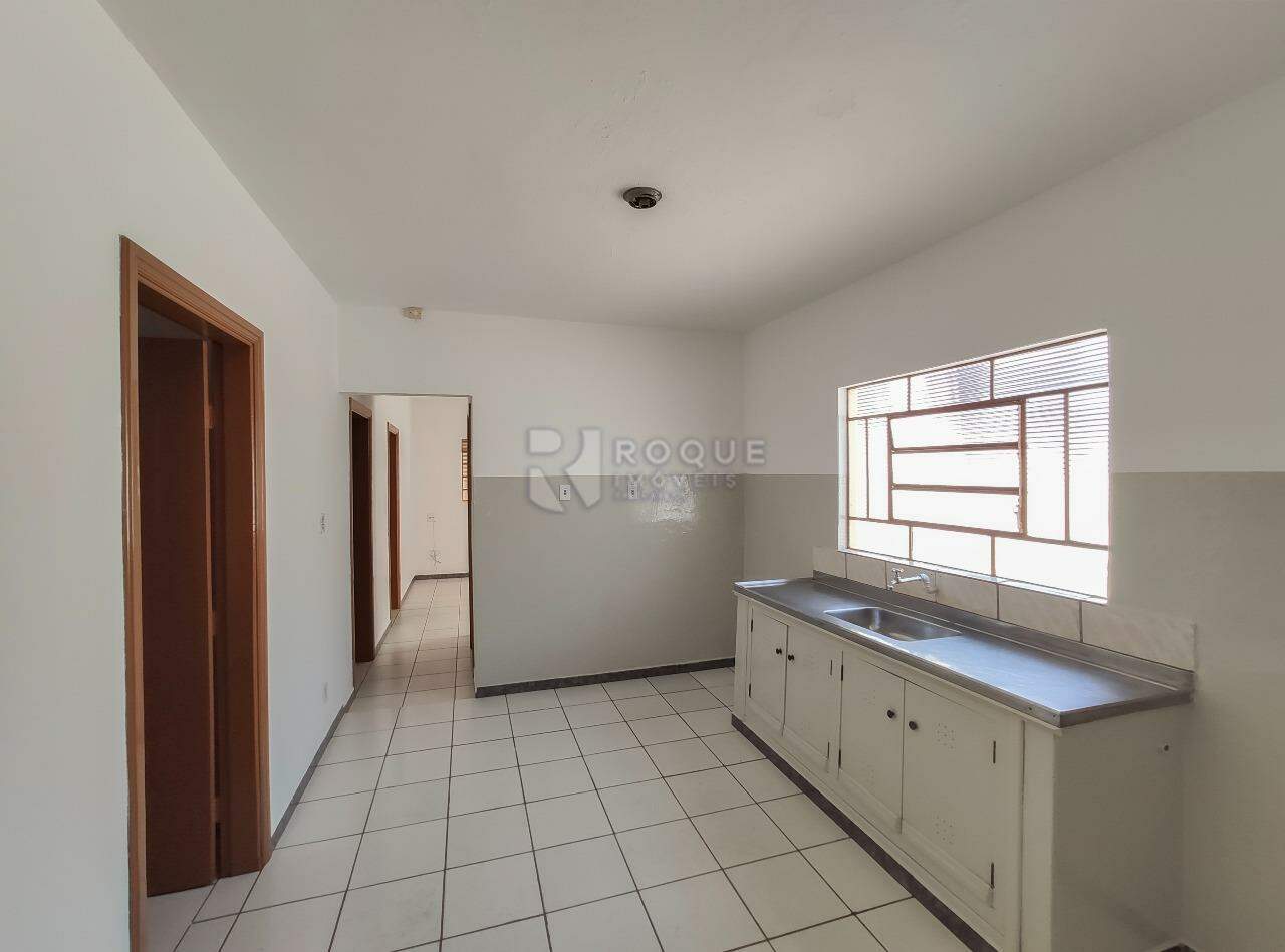 Casa Residencial para aluguel no bairro Jardim Ouro Verde: Cozinha 