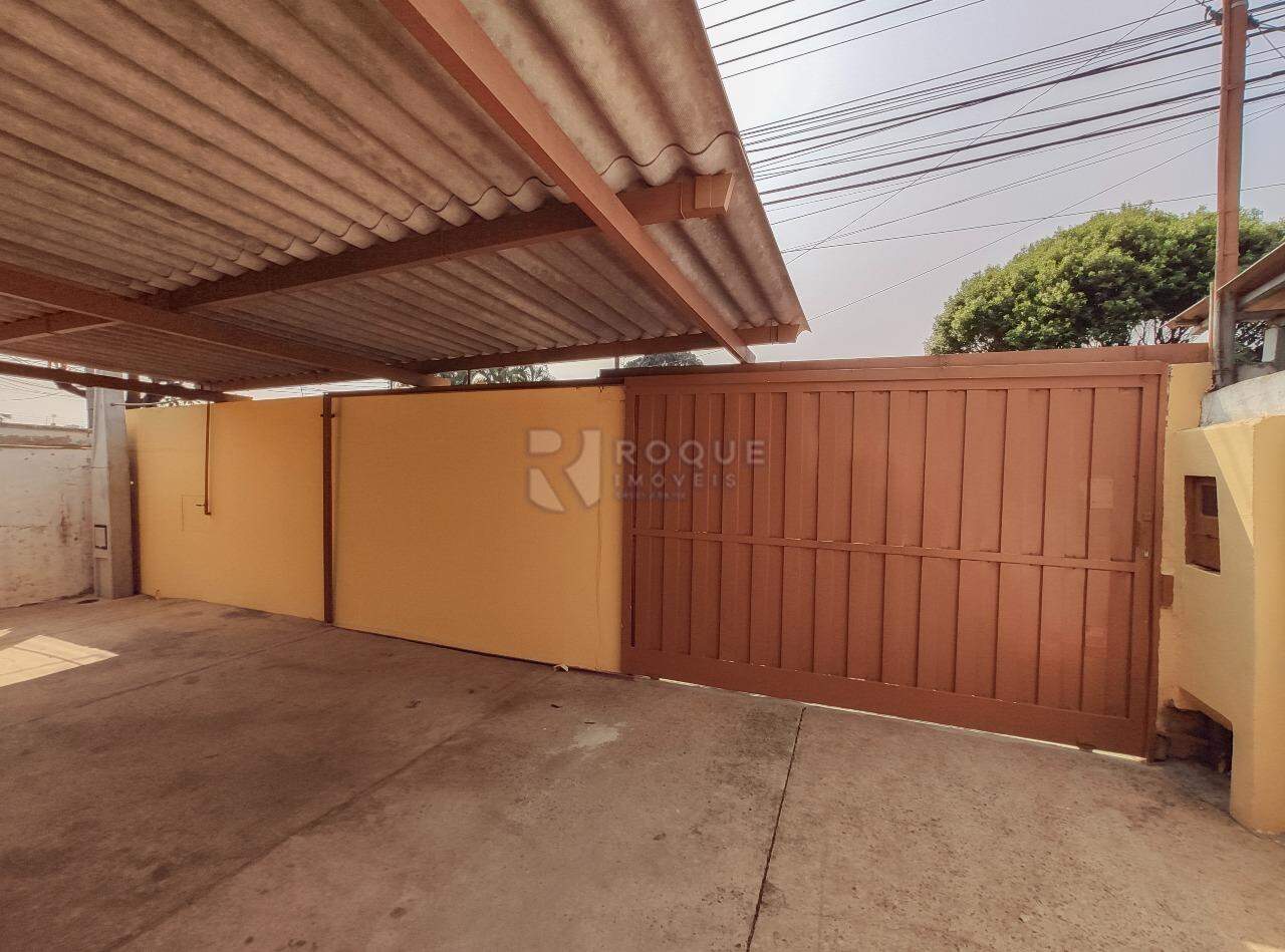 Casa Residencial para aluguel no bairro Jardim Ouro Verde: Frente 