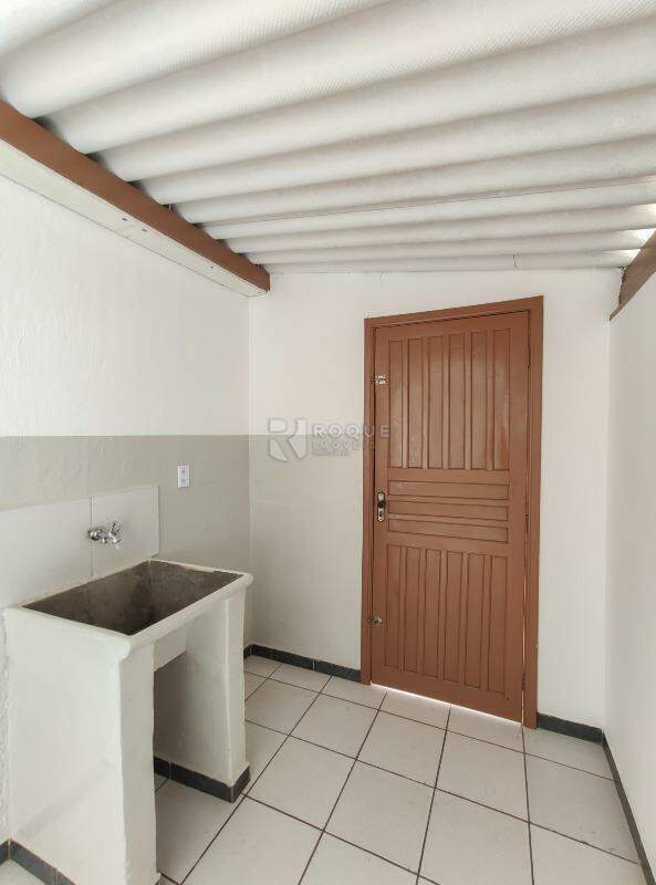 Casa Residencial para aluguel no bairro Jardim Ouro Verde: Área de serviço 