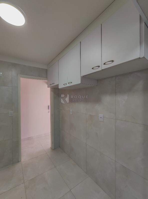 Apartamento para aluguel no bairro Itaipu: Cozinha 