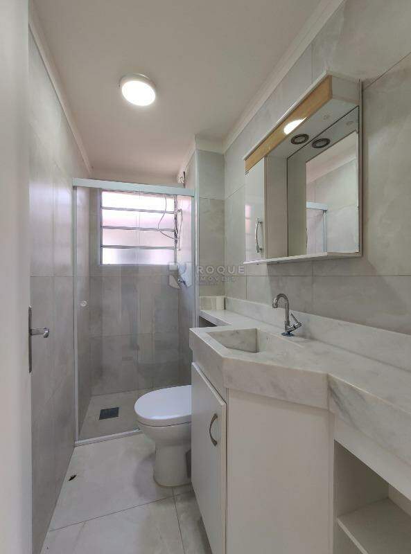 Apartamento para aluguel no bairro Itaipu: WC social 