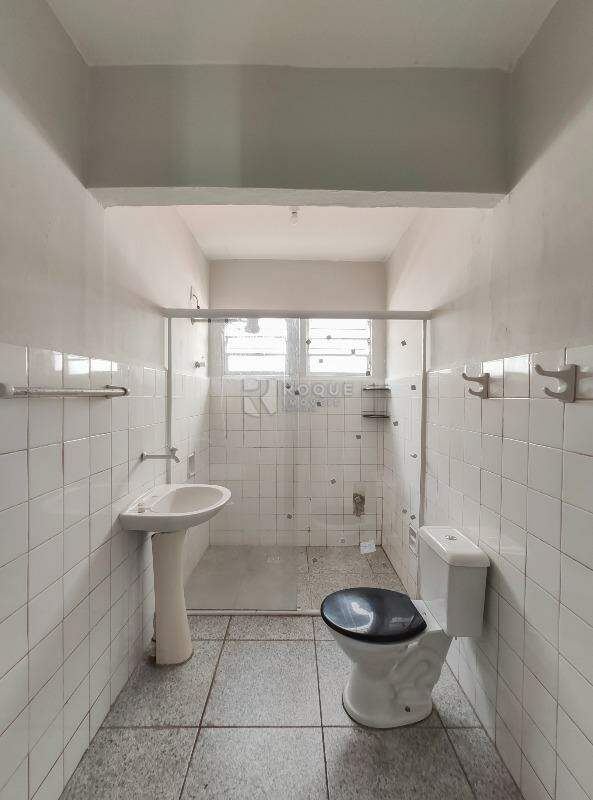 Casa Residencial para aluguel no bairro Jardim Paulista: WC social 