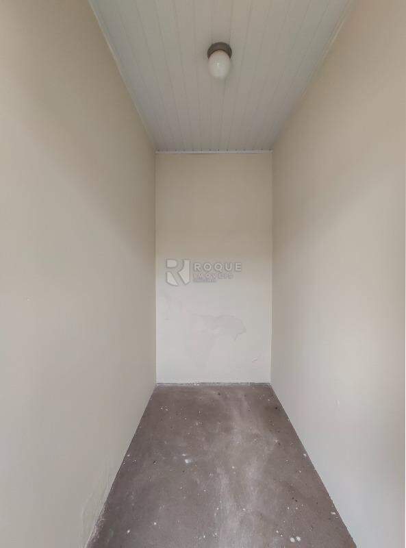 Casa Residencial para aluguel no bairro Vila Claudia: Despensa fundo 2
