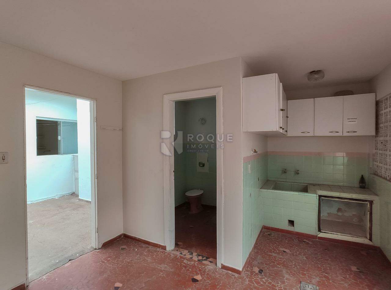 Casa Residencial para aluguel no bairro Vila Claudia: Área de serviço