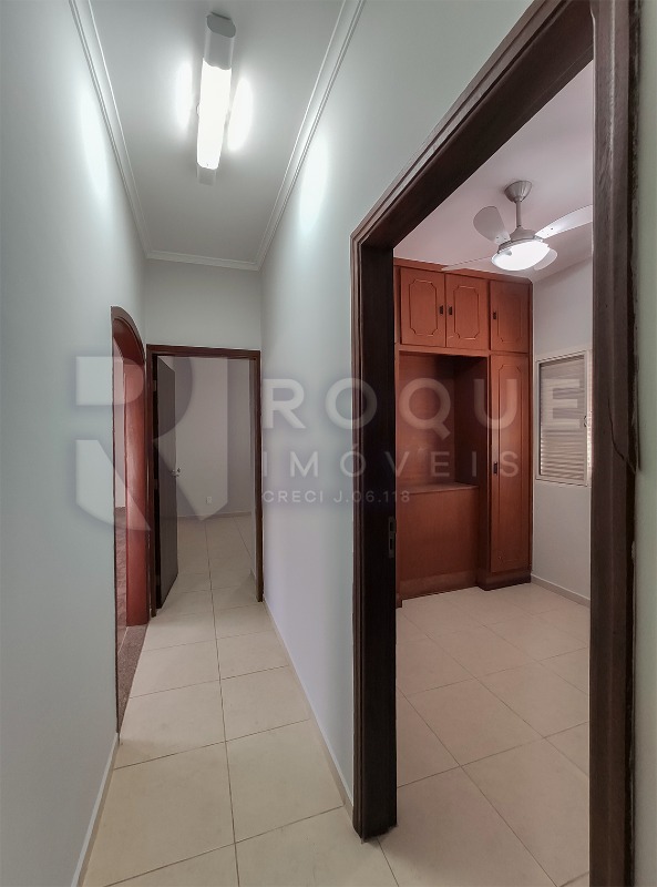 Casa Residencial para aluguel no bairro Vila Cristovam: Hall