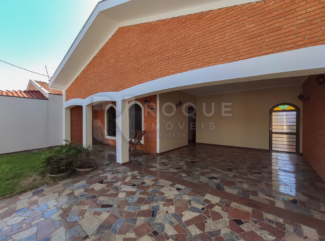 Casa Residencial para aluguel no bairro Vila Cristovam: Frente 