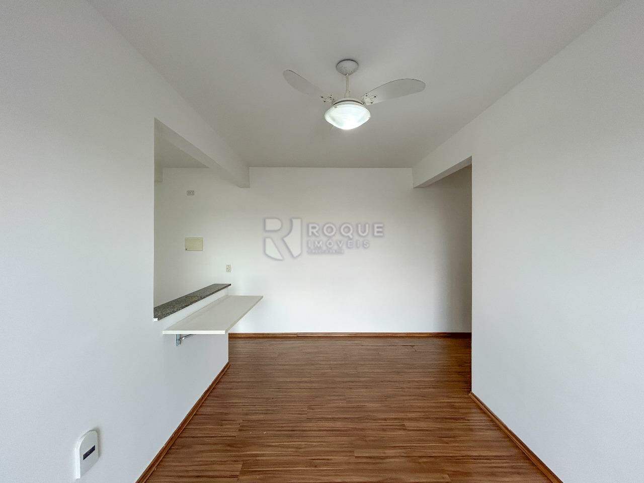 Apartamento para aluguel no bairro Jardim Esmeralda: Sala