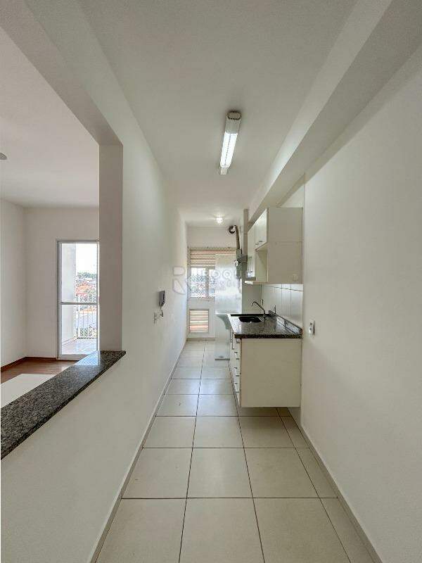 Apartamento para aluguel no bairro Jardim Esmeralda: Cozinha