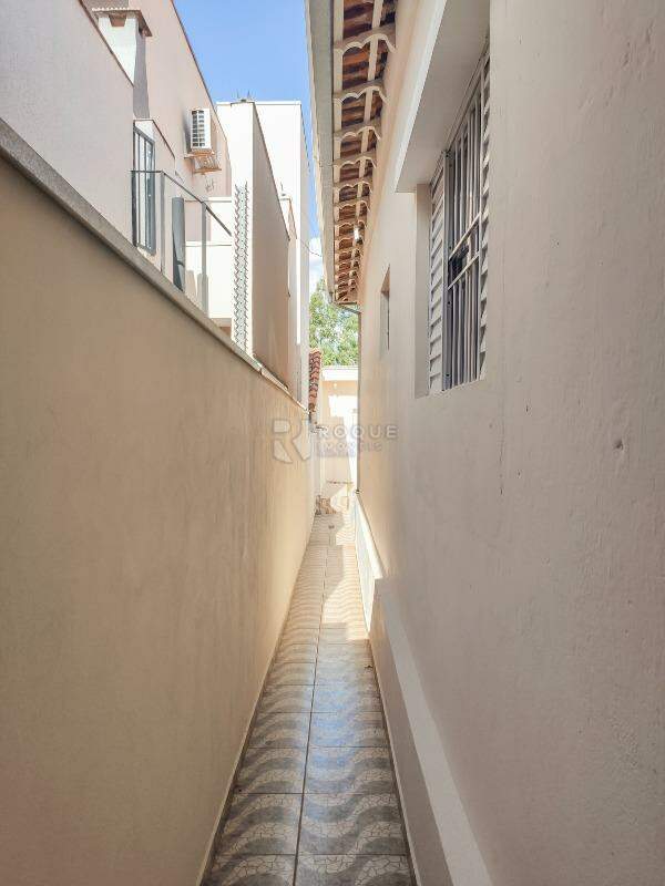 Casa Residencial para aluguel no bairro Vila Fascina: Corredor de acesso 