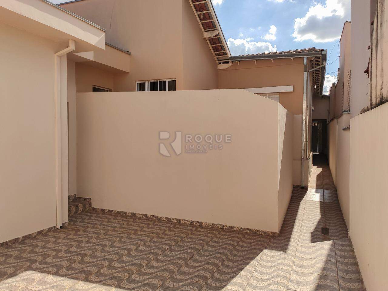 Casa Residencial para aluguel no bairro Vila Fascina: Frente 