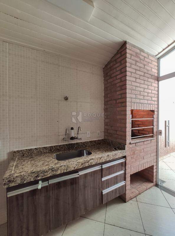 Casa Residencial para aluguel no bairro Chácaras Antonieta: Cozinha