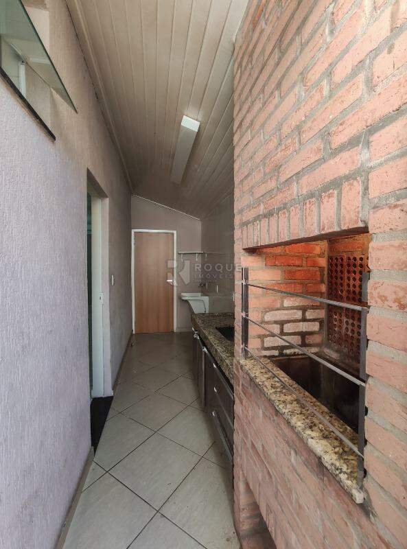 Casa Residencial para aluguel no bairro Chácaras Antonieta: Churrasqueira