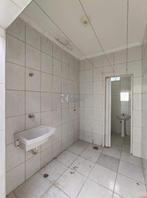 Casa Residencial para aluguel no bairro Jardim das Palmeiras: Área de serviço 