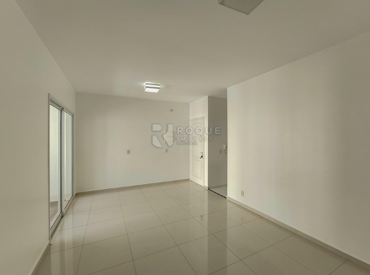 Apartamento para aluguel no bairro Desmembramento Oscar Antonio Breda: Sala 