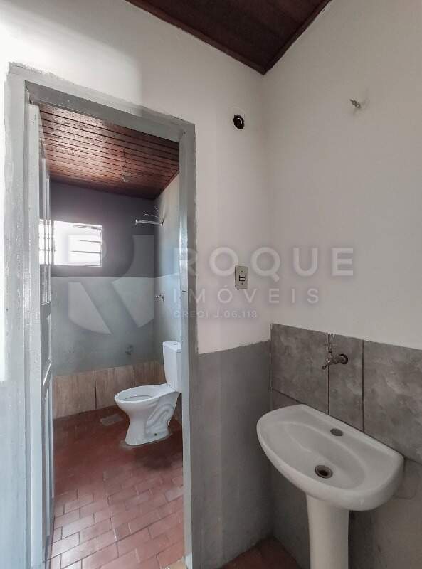 Casa Residencial para aluguel no bairro Jardim Morro Azul: Lavabo 