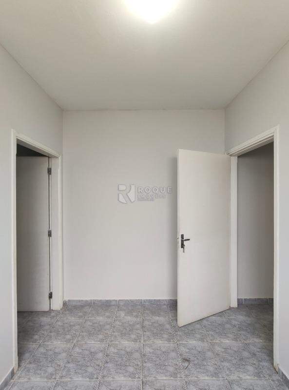 Casa Residencial para aluguel no bairro Jardim Santo André: Hall 